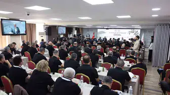 Bildirici, 81 İlin Sağlık Yöneticilerinin Buluştuğu Toplantıya Katıldı