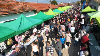 Kızılinler Bal Kabağı Panayırı’na Binlerce Eskişehirli Akın Etti