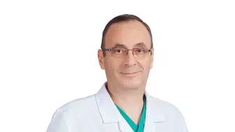 Saç ekiminde yaş kadar bu faktörler de önemli