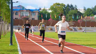 Zafer Bayramı'nda Düzce'de 50 sporcu 2 kilometrelik parkurda ter döktü