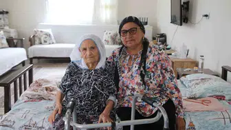 Hatay'da 98 yaşındaki vatandaşın ulaşım çilesine belediye dokunuşu