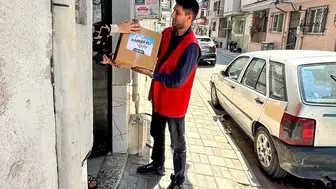 Efeler Belediyesi'nden dar gelirli hanelere gıda desteği eli