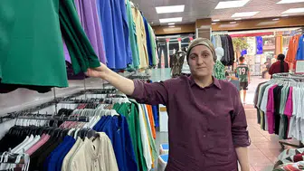 Koyu renk giyenler dikkat: Esnaf Şefika Ömer'den sıcak hava uyarısı