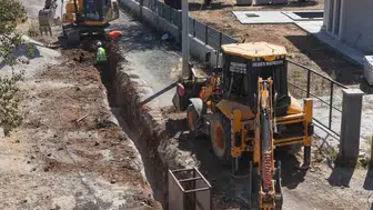 MUSKİ ekipleri Menteşe'de 30 bin metreyi aşan hat döşedi: İki mahallede altyapı yenileniyor