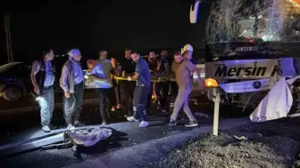 Zafer dönüşü kazada 13 yaralı: Otobüs şoförü arkadan çarptı