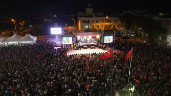 Kilis'te Zafer Bayramı kutlamaları Azerin konseriyle taçlandı