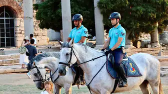 İzmir'in turistik noktalarında atlı jandarma devriyesi dönemi