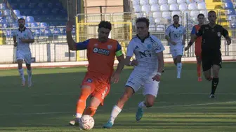 Kütahyaspor sezona fırtına gibi başladı: Serkan Köse hat-trick ile parladı