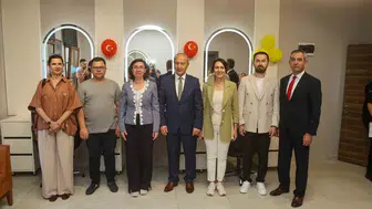 Uşak'ta sosyal belediyecilik adımı: Halk Kadın Kuaförü kapılarını açtı