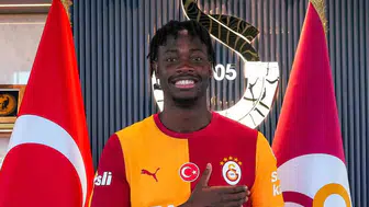 Galatasaray'ın yeni savunma kozu Bitshiabu'dan iddialı mesaj: Büyük zaferler bizi bekliyor