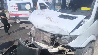 Batman Bayındırlık Mahallesi'nde trafik kazası: Bir kişi hastaneye kaldırıldı