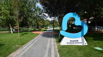 Balıkesir'de yeşil seferberlik: 2,5 yılda 42 yeni park hizmete açıldı