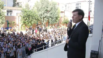 Cizre'de 47 bin öğrenci için ders zili çaldı: Yeni dönem heyecanı başladı