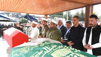 Erzurum'da hüzünlü gün: Genç akademisyen ve kahraman gazi aynı camide uğurlandı