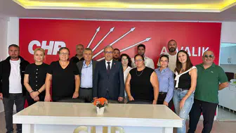 CHP Ayvalık’ta Gökay Bacan dönemi: Yeni yönetim görev dağılımını tamamladı