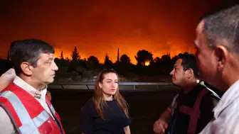 Aksu'daki orman yangınında gece mesaisi: Hava desteği kesildi, mücadele karadan sürüyor
