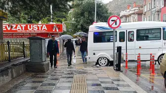 Afyonkarahisar'da ani sıcaklık düşüşü: Termometreler 10 dereceye geriledi