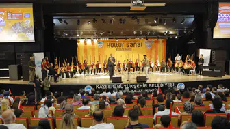 Kayseri'de Sanatla Dolu Bir Yaz: 1.865 Kursiyer Sertifikalarına Kavuştu