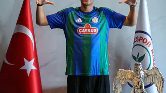 Çaykur Rizespor İtalya'dan golcü takviyesi yaptı: Gennaro Borrelli imzayı attı