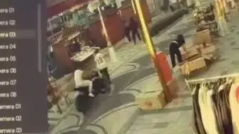 Trafiğe kapalı caddede bisikletli çocuğa motosiklet çarptı