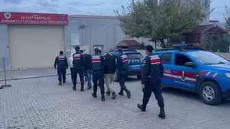 Balıkesir'de jandarma operasyonu: 34 firari hükümlü yakayı ele verdi