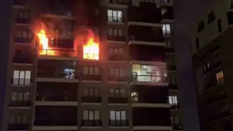 Nilüfer'de apartman dairesini saran alevler paniğe neden oldu: 4 kişi hastaneye kaldırıldı