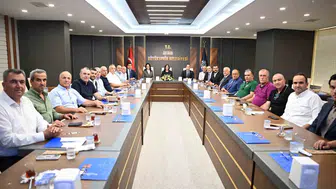 Aydın incirinin küresel pazardaki gücünü artırmak için ihracatçılarla stratejik zirve