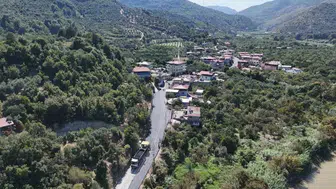 Defne'de sekiz mahalleyi birbirine bağlayan 11 kilometrelik ulaşım hattı yenileniyor