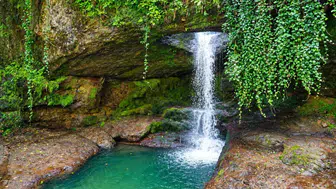 Artvin'in saklı hazinesi Delikli Kaya Şelalesi turizme kazandırıldı