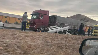 Karapınar yolunda şerit değişimi kazaya davetiye çıkardı: 1 yaralı