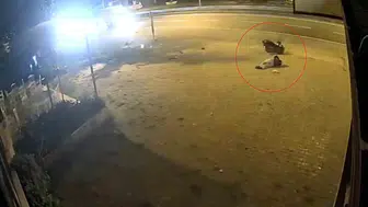 Arsin'de motosiklet kazası: 17 yaşındaki sürücü levhaya çarparak savruldu