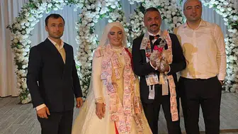 Trabzon'daki düğünde takı geleneği değişti: Altın yerine av köpeği hediye edildi
