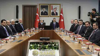 81 ilin valisi sosyal hizmetlerin etkinliği için Ankara ile dijital masada buluştu
