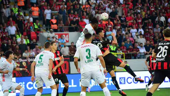 Çorum FK evinde direnemedi: Alanyaspor kritik deplasmandan üç puanla döndü