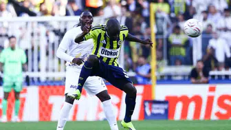 Fenerbahçe Kadıköy'de Eyüpspor'a Karşı İlk Yarıda Gol Şov Yaptı