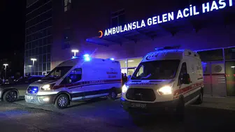 Bor-Zengen yolunda mısır yüklü tır ile hafif ticari araç çarpıştı: 2 can kaybı