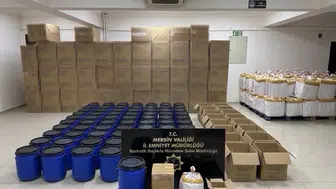 Mersin'deki dev uyuşturucu deposuna baskın: Milyonlarca kapsül ve tonlarca ham madde yakalandı