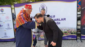 Safranbolu'da Ahilik geleneği: Yılın ahisi kaftanı el öperek teslim aldı