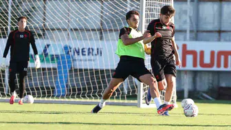 Sivasspor Antalyaspor deplasmanı için mesaiye başladı