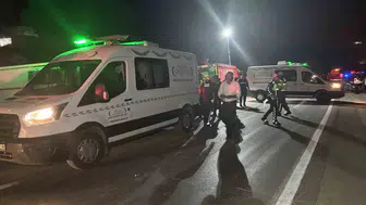 Gaziantep'te feci kaza: Otobüsle çarpışan otomobildeki 7 kişi yaşamını yitirdi