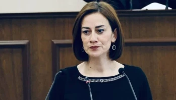 Doğuş Derya Kimdir? CTP Milletvekili Doğuş Derya’nın Hayatı, Eğitimi ve Siyasi Kariyeri