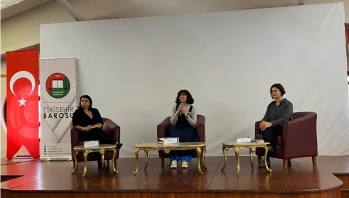 Kadın Hakları Uzmanları Eskişehir’de Dijital Şiddete Karşı Bir Araya Geldi