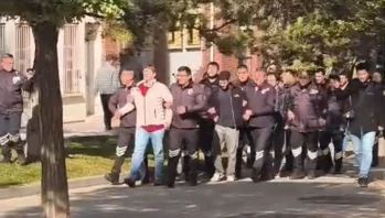 Anadolu Üniversitesi’nde Öğrencilere ÖGB ve Sivil Polis Müdahalesi