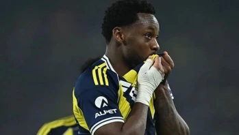 Jhon Duran’ın 2 maç men cezası Süper Lig’de geçerli mi? Jhon Duran Başakşehir maçında yok mu, cezalı mı?