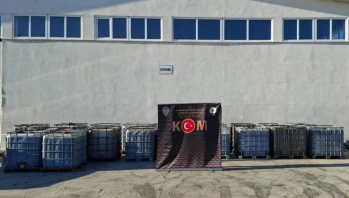 Polisten Kaçak Akaryakıt Operasyonu: 20 Ton Ele Geçirildi