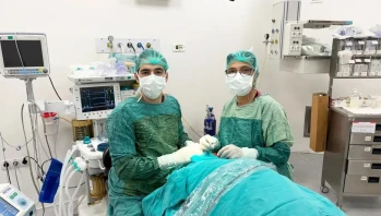 Şuhut Devlet Hastanesi’nde başarılı göz kapağı ameliyatıyla hastanın görme alanı düzeldi