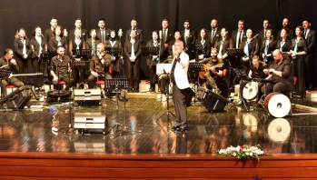 ESOGÜ Hastanesi personeli Hemşirelik Haftası Konseri verdi