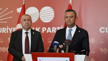 Özdağ’dan CHP’ye ziyaret: “Bu normal bir Türkiye fotoğrafı değil”