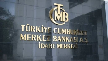 Merkez bankası piyasanın kaderini çizdi: Dolar ve faiz tahminlerinde büyük revizyon!
