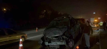 Eskişehir'de Feci Kazan:Kontrolden çıkan araç aydınlatma direğini devirip karşı yöne geçti